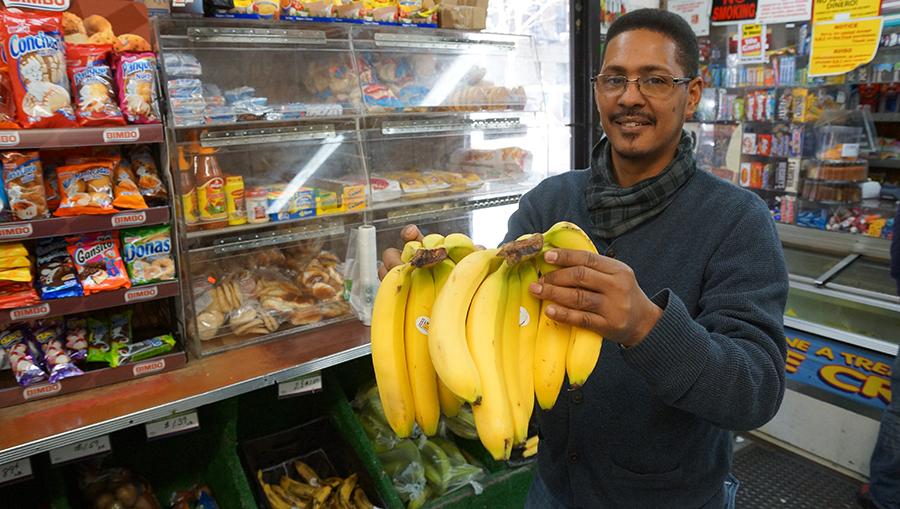 Bronx Health REACH’s Healthy Bodega Initiative Featured in Local Spanish Language Paper, ‘El Diario’