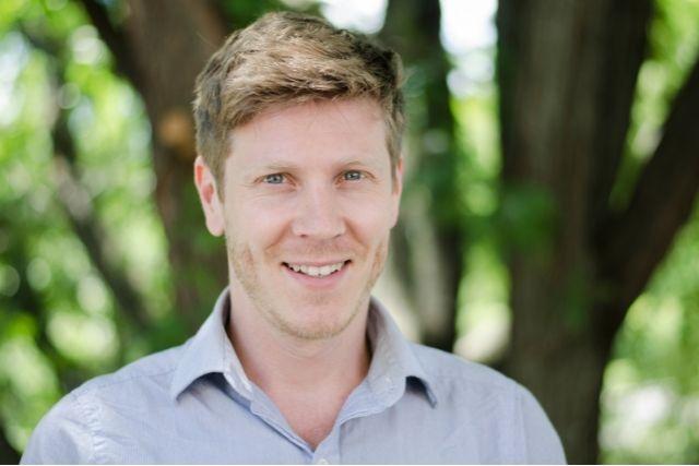Dr. Jonas Telson